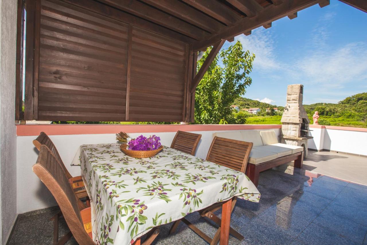 Apartmani Nada & Darko, Kampor, Rab, Hrvatska Exterior photo