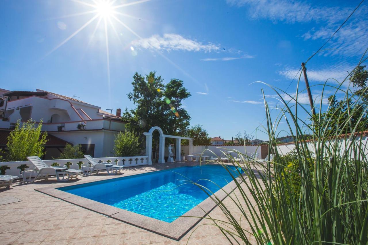Apartmani Nada & Darko, Kampor, Rab, Hrvatska Exterior photo